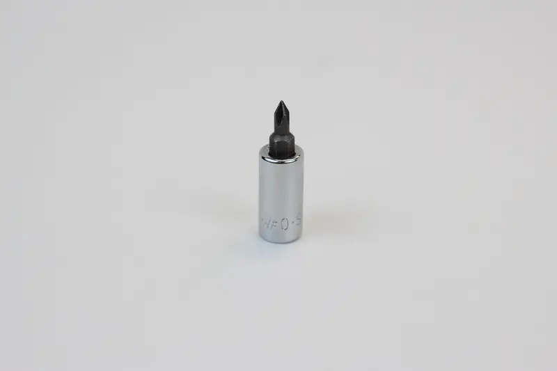 #0 Phillips Screwdriver Bit – 1/4″ Hex Drive Chrome Socket