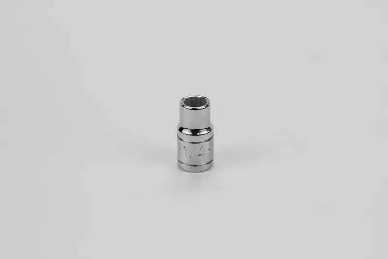 1/4″ 12-Point Fractional Chrome Socket – 1/4″ Drive