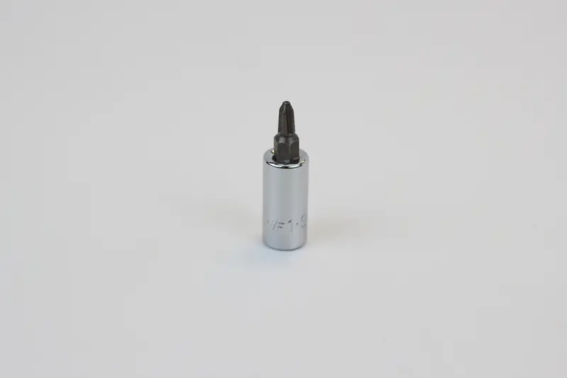 #1 Phillips Screwdriver Bit – 1/4″ Hex Drive Chrome Socket