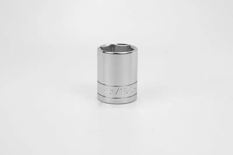 15/16″ 6-Point Fractional Chrome Socket — 1/2″ Drive
