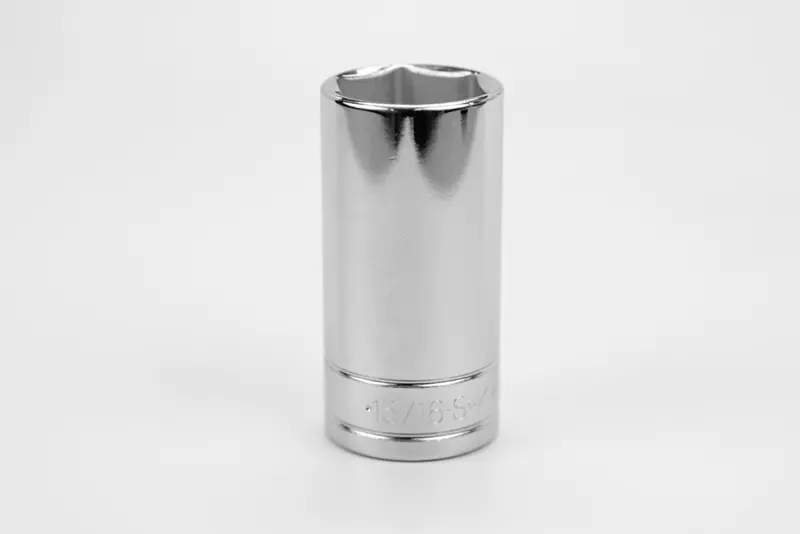 15/16-Inch 3/8-Inch Drive 6-Point Deep Chrome Socket