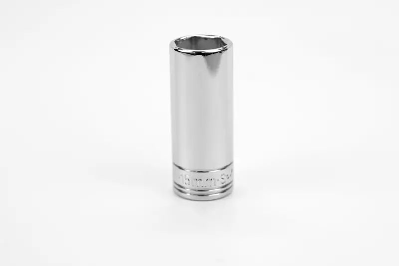 15 mm 1/4″ Drive 6-Point Deep Chrome Socket – Metric Size