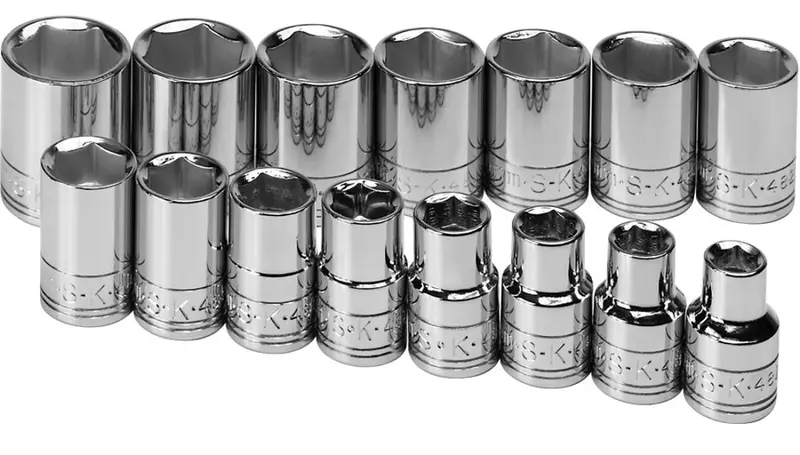 15-Piece 1/2-Inch Drive 6-Point Metric Chrome Socket Set