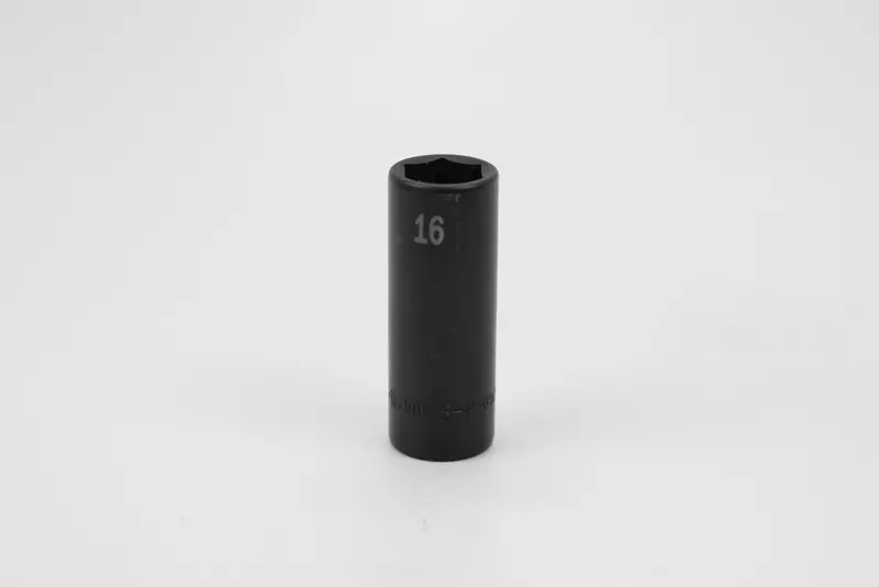 16 mm 3/8″ Drive 6-Point Deep Impact Socket – Torque-Resistant Metric Tool