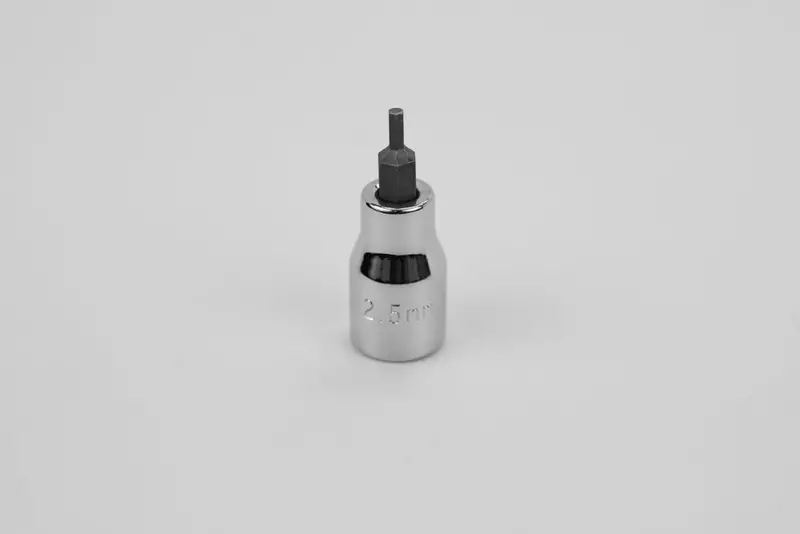 2.5 mm Hex Chrome Bit Socket – 3/8″ Drive