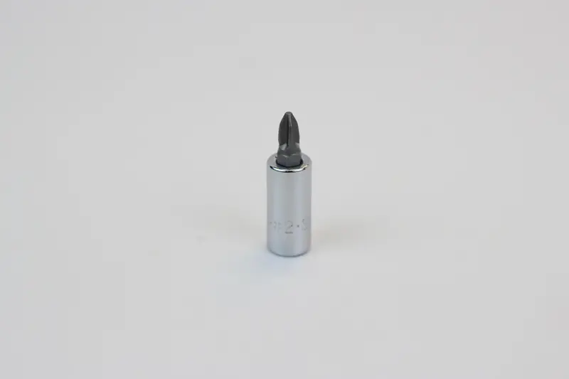#2 Phillips Screwdriver Bit – 1/4″ Hex Drive Chrome Socket