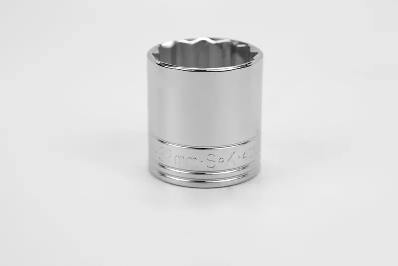 32 mm Standard Chrome Socket – 1/2-Inch Drive, 12-Point Metric