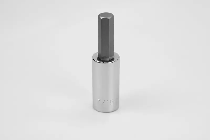 7/16″ Hex Chrome Bit Socket — 1/2″ Drive