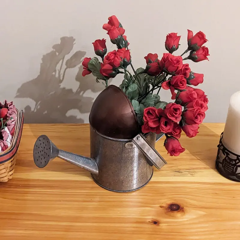 7.5″ Galvanized Metal Watering Can Vase – Collapsible Handle, Decorative Artificial Flower Holder