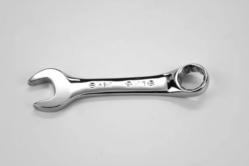 9/16 Inch 12-Point Short Combination Chrome Wrench