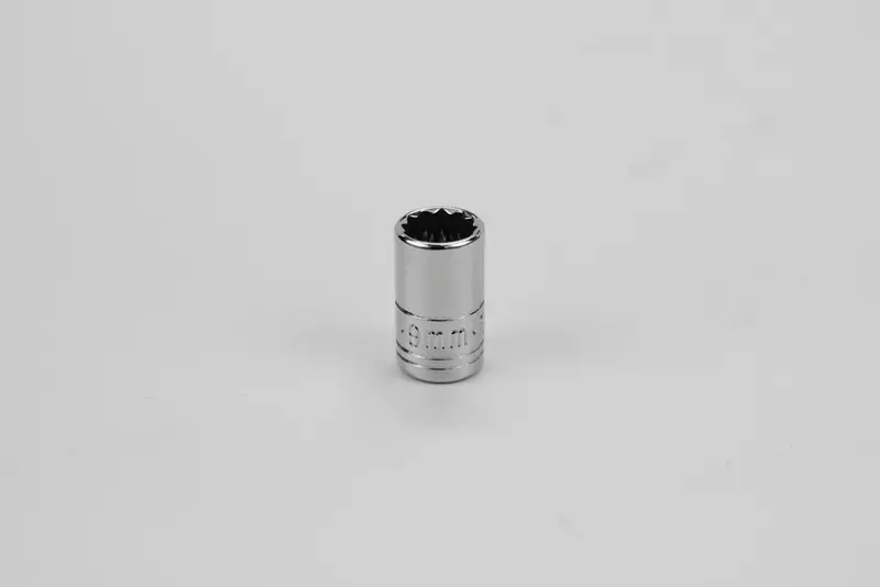 9 mm 12-Point Metric Chrome Socket – 1/4″ Drive