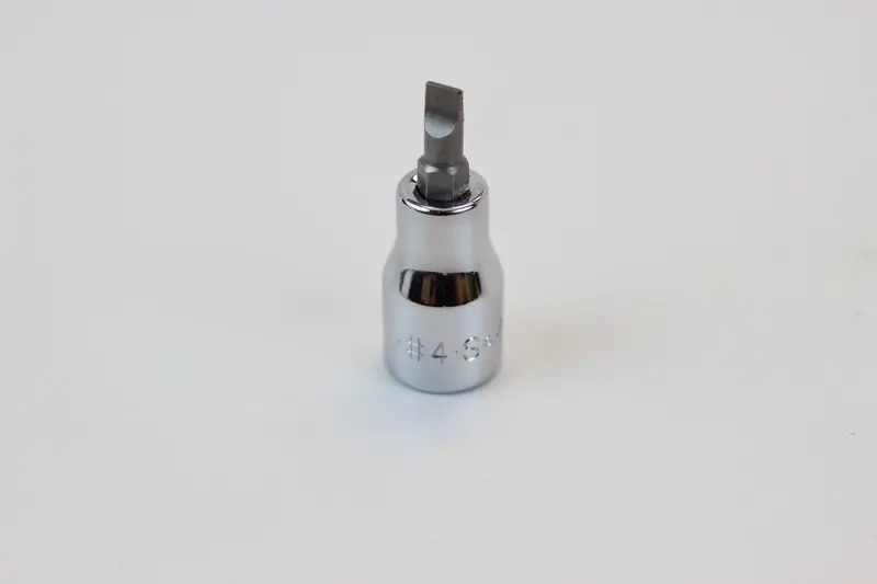 Chrome Slotted Screwdriver Bit Socket, #4 Size, 3/8″ Drive