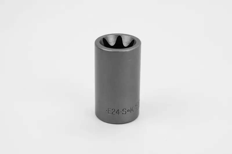 E24 Female Torx Socket – 1/2″ Drive