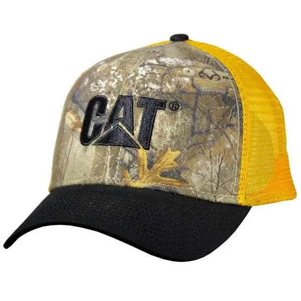 Hunter-Style Cap with Sleek Black Logo