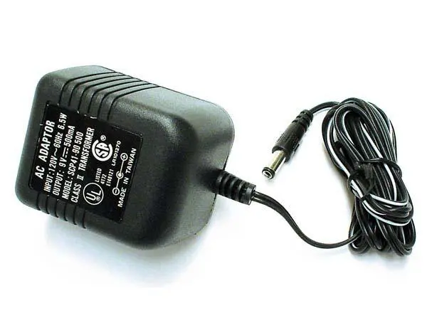 Single-Voltage Unregulated AC-to-DC Wall Adapter